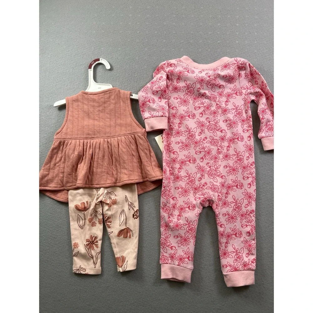 Carters / Cat & Jack 6 Months Baby Girl Lot Shirt/Pants Set & Sleeper Pink Peach